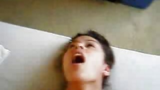 Besramna plavuša Victoria Puppy masturbira svoj muf
