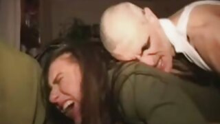 Tip guši svoju nestašnu djevojku Judy Jolie tokom seksa