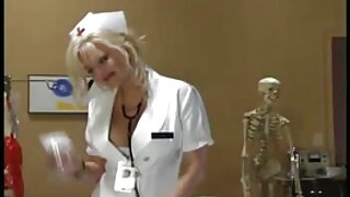 Zavodljiva i prsata Gianna Michaels siše gigantski crni kurac
