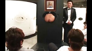 Prilično prsata japanska cura Yui Kazuki zadovoljava svoj šupak čepom